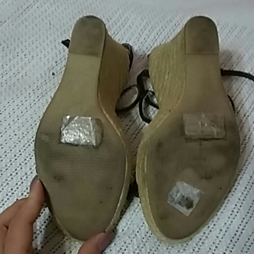 Sandals - Picture 4 of 4
